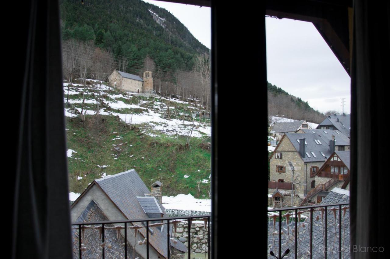 Hotel Saueth Tredós Buitenkant foto